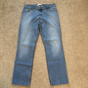 Signature by Levi Strauss Mid Rise Straight Jeans Size 14M‎ (34x31) Stretch